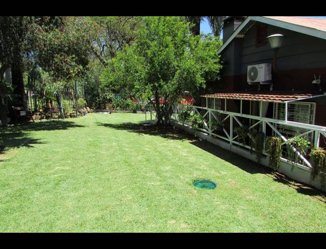 6 BEDROOM HOUSE FOR SALE IN WHITE RIVER EXT 3